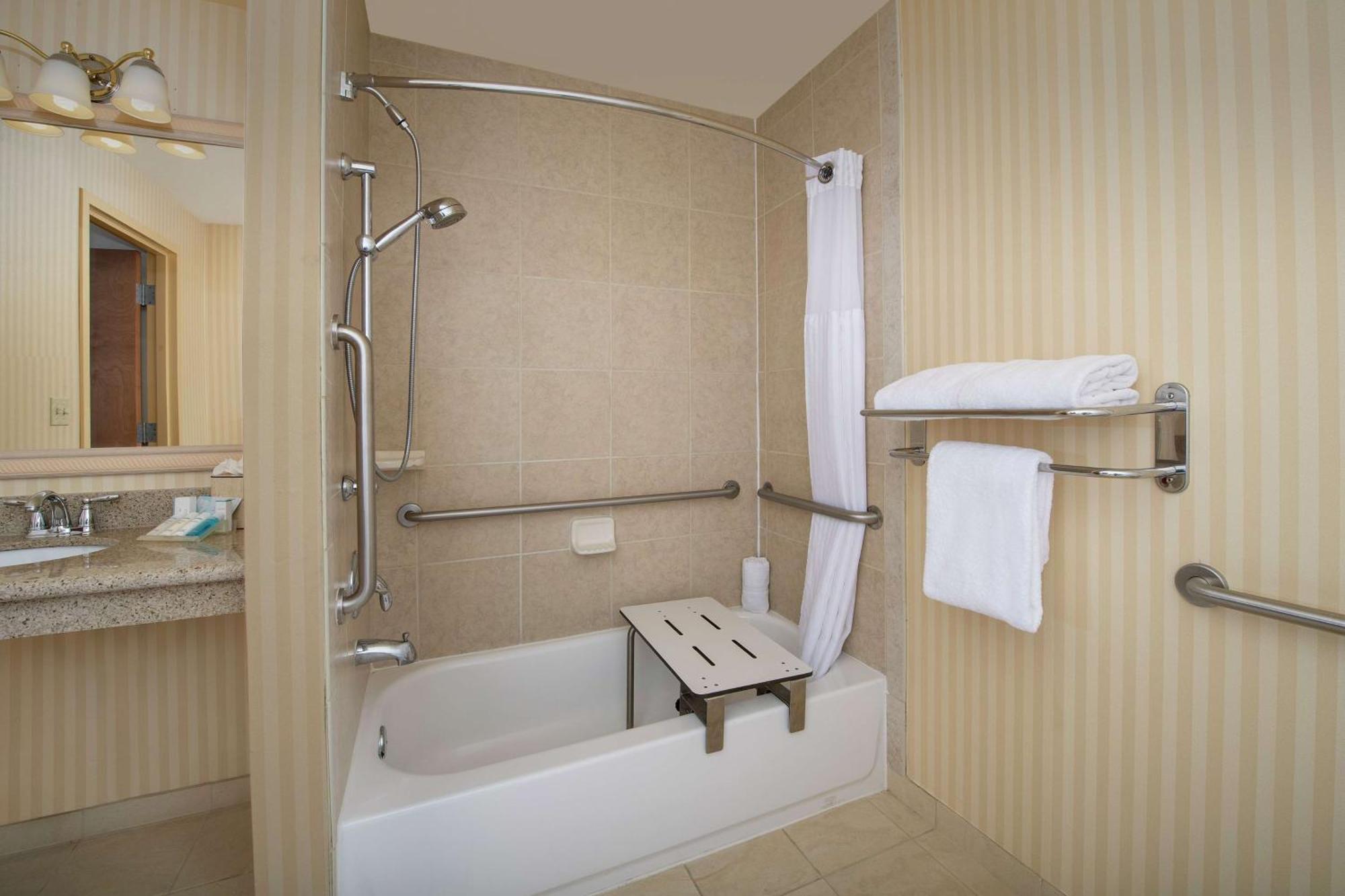 Hilton Garden Inn אודסה מראה חיצוני תמונה