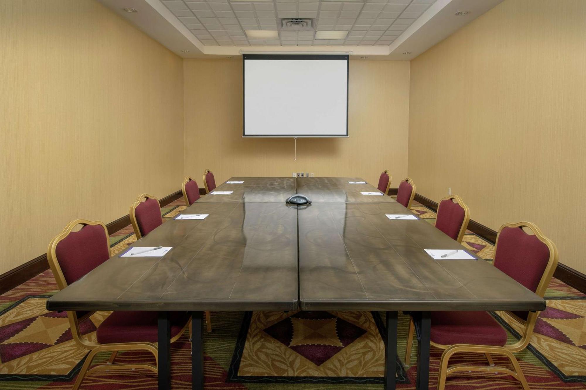 Hilton Garden Inn אודסה מראה חיצוני תמונה