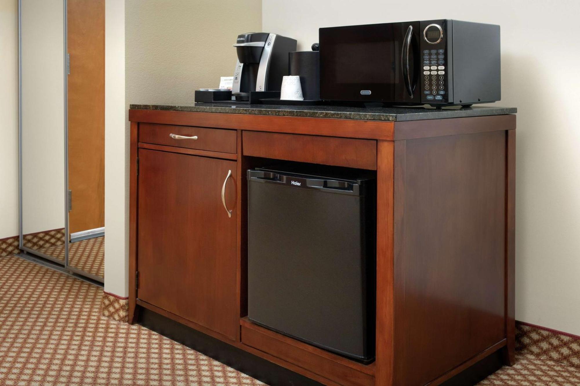 Hilton Garden Inn אודסה מראה חיצוני תמונה
