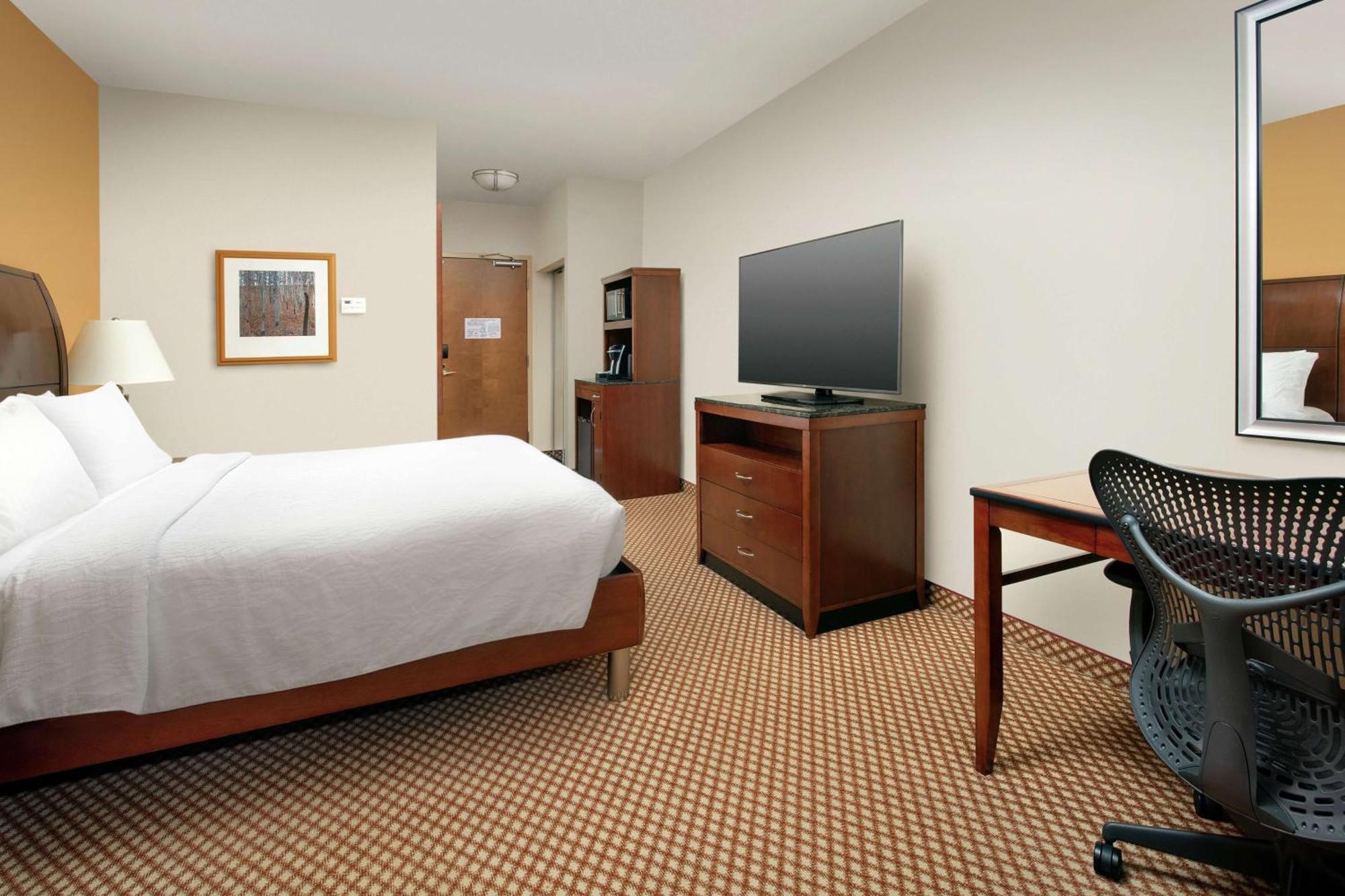 Hilton Garden Inn אודסה מראה חיצוני תמונה