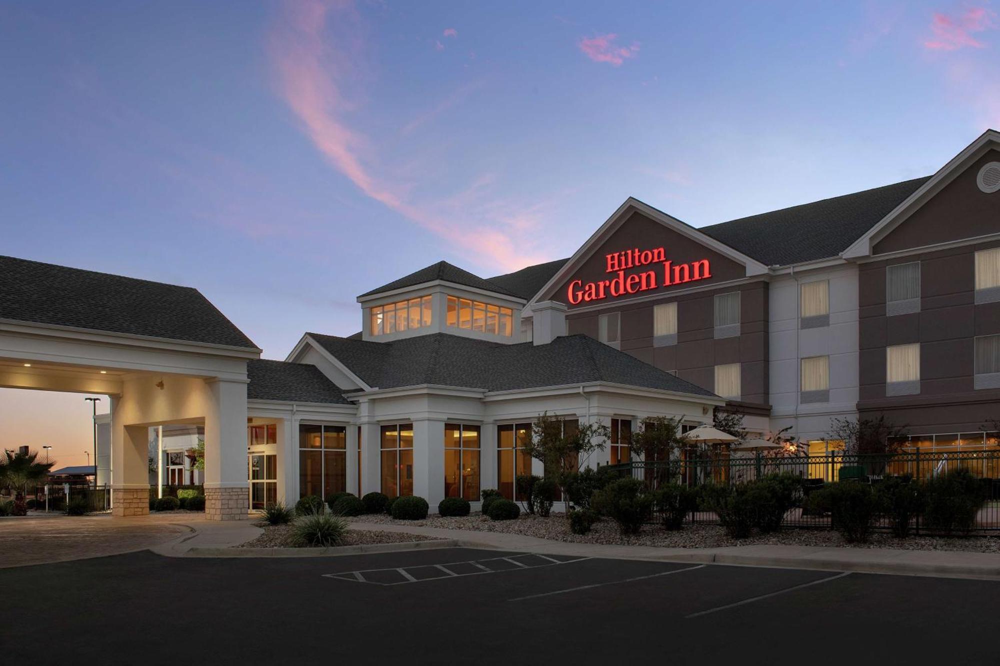Hilton Garden Inn אודסה מראה חיצוני תמונה