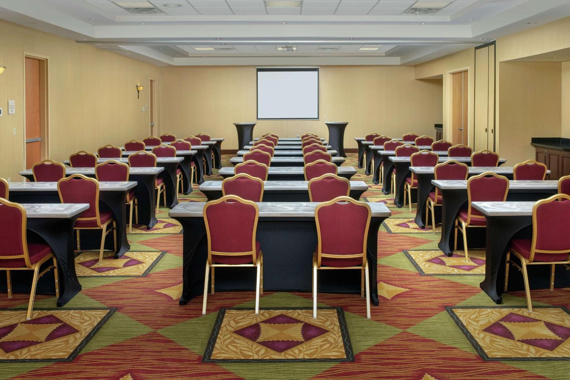 Hilton Garden Inn אודסה מראה חיצוני תמונה