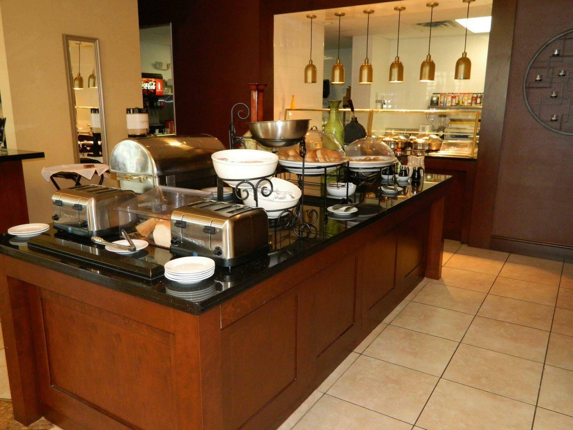 Hilton Garden Inn אודסה מראה חיצוני תמונה